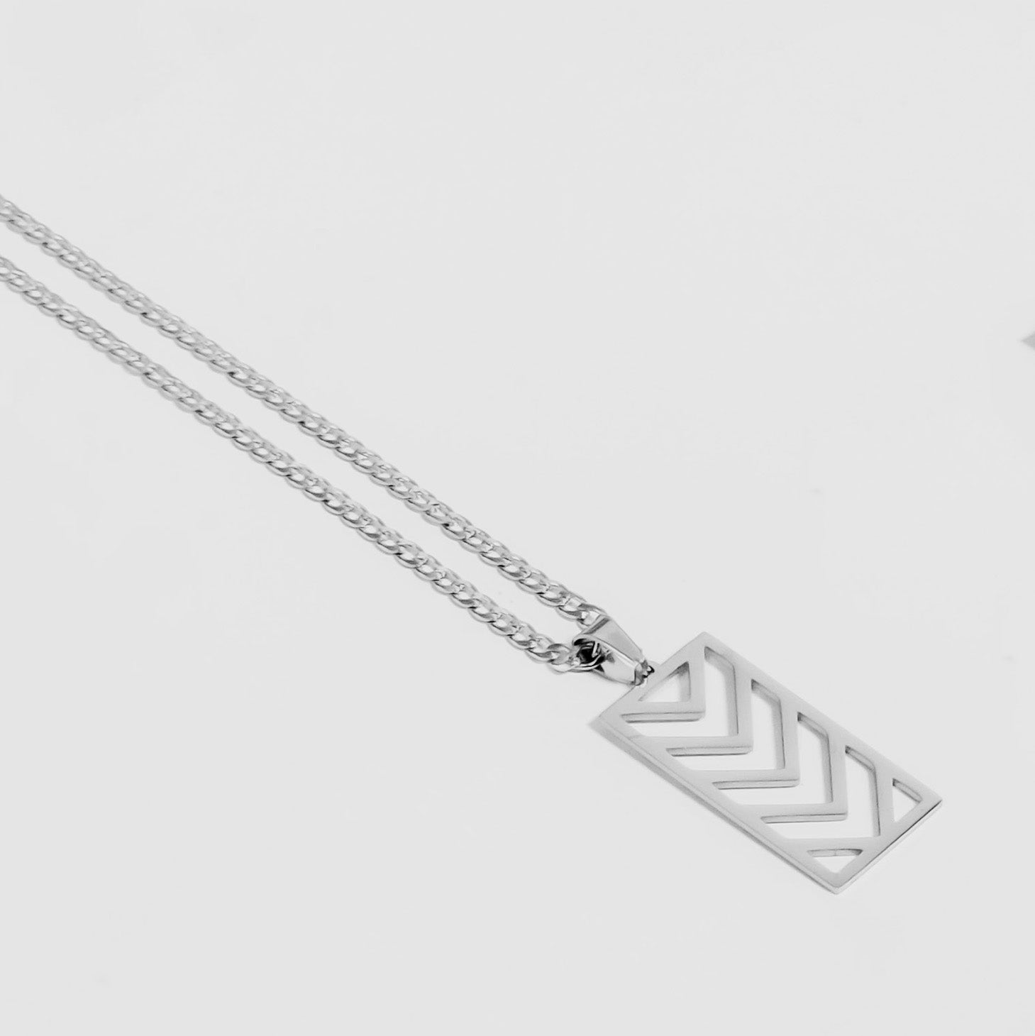 STEEL LINES ARROW