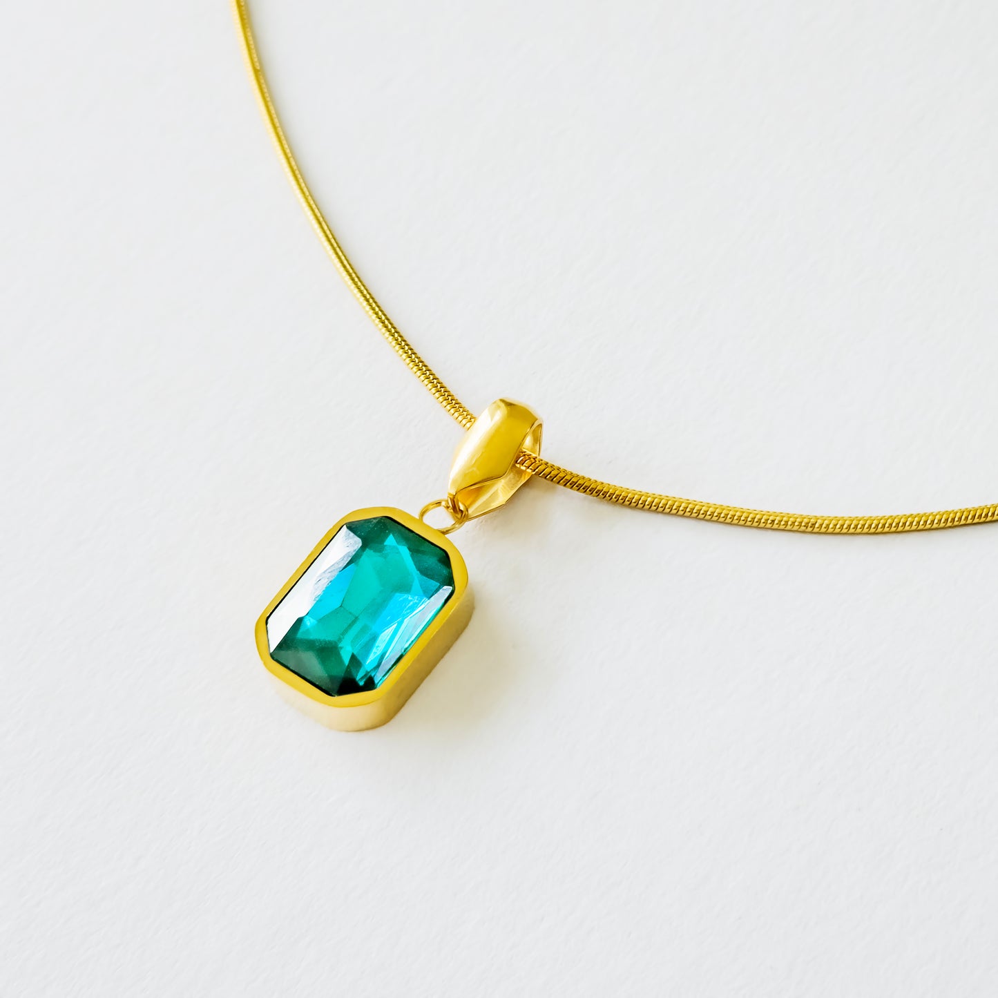SQUARE GOLDEN BLUE CRYSTAL
