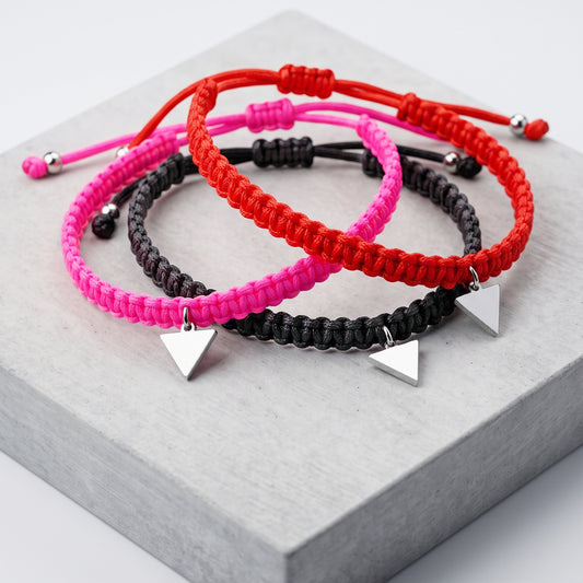 MINI TRIANGLE. SET 3 PULSERAS TRENZADAS CON TRIANGULOS DE ACERO INOXIDABLE
