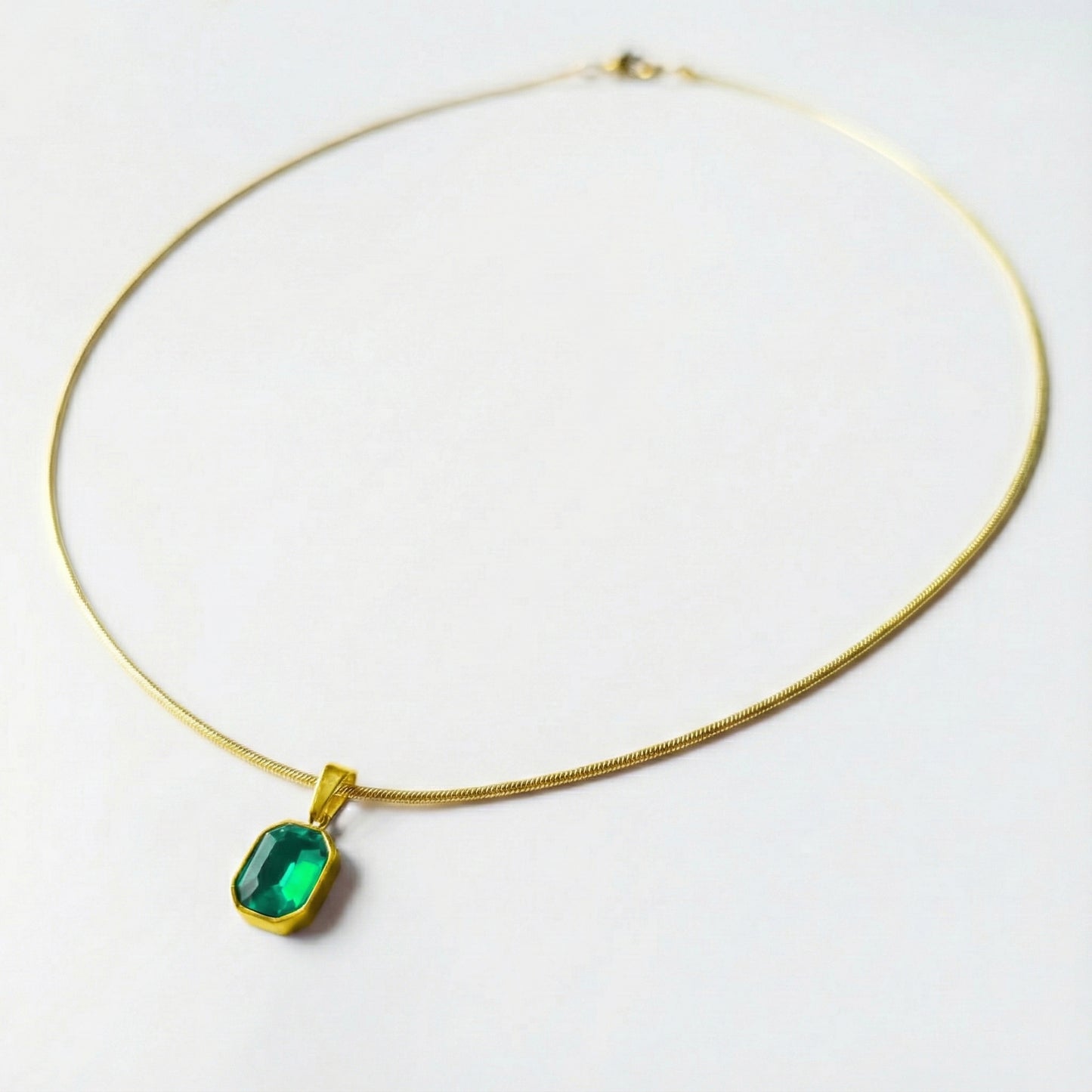 SQUARE GOLDEN GREEN CRYSTAL