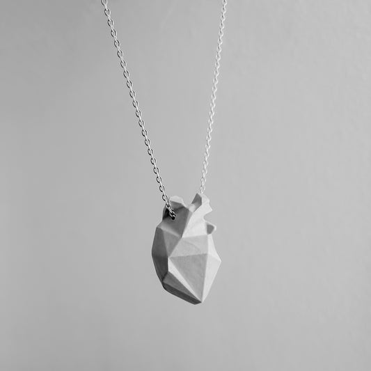 HEART NECKLACE