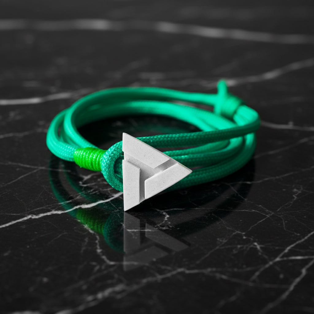 GREEN SLICED TRIANGLE