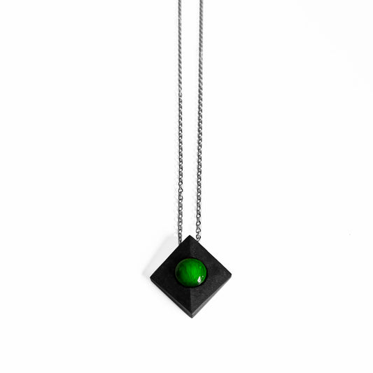 RELAXATION SQUARE NECKLACE