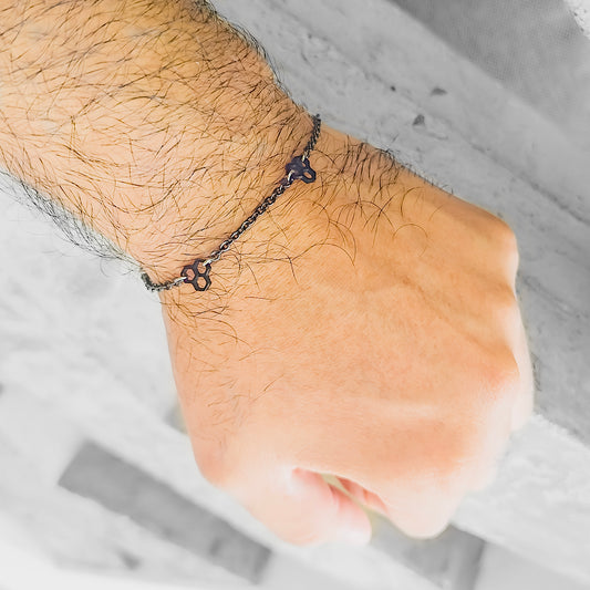 MINI BLACK HEXAGONS BRACELET