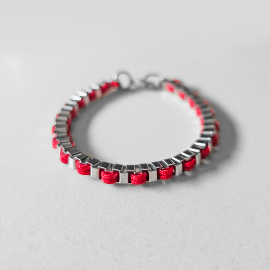 RED SQUARE CHAIN STEEL