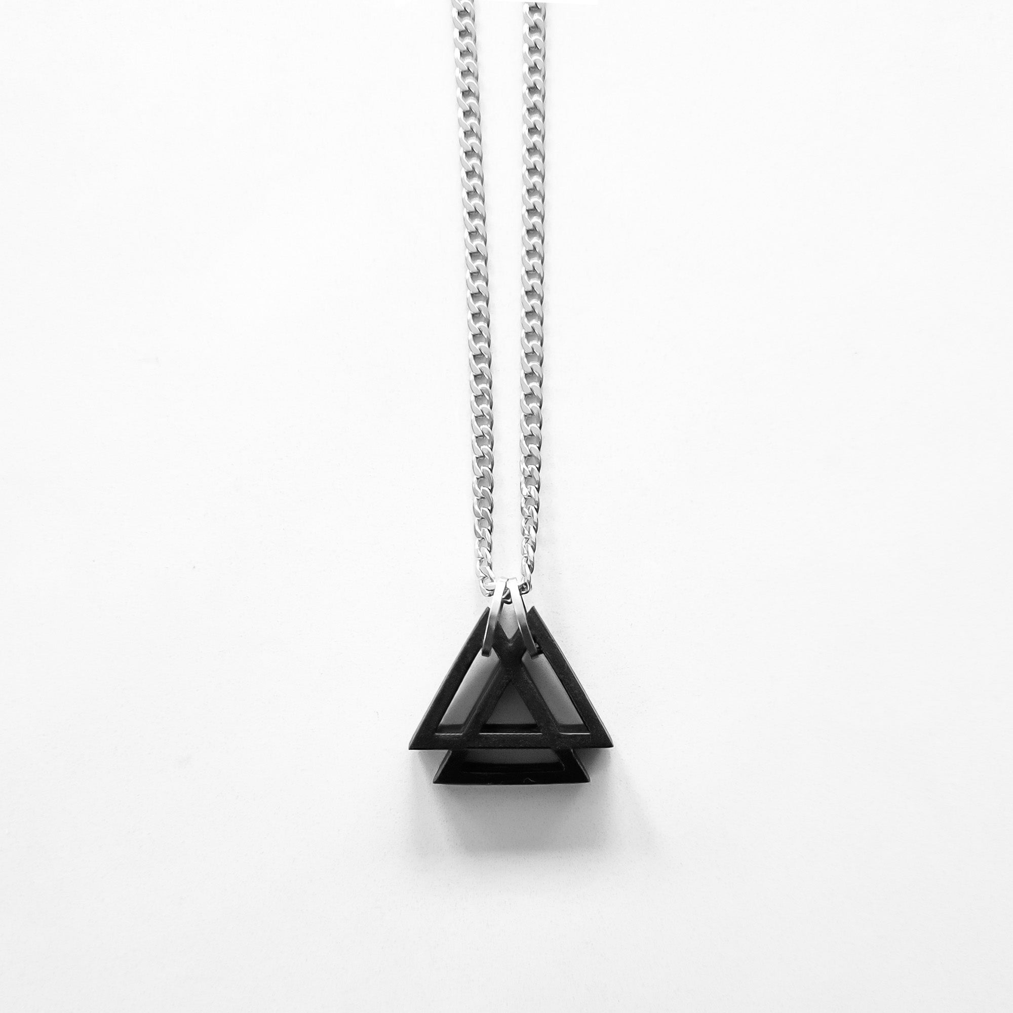 TRIAD DARK NECKLACE
