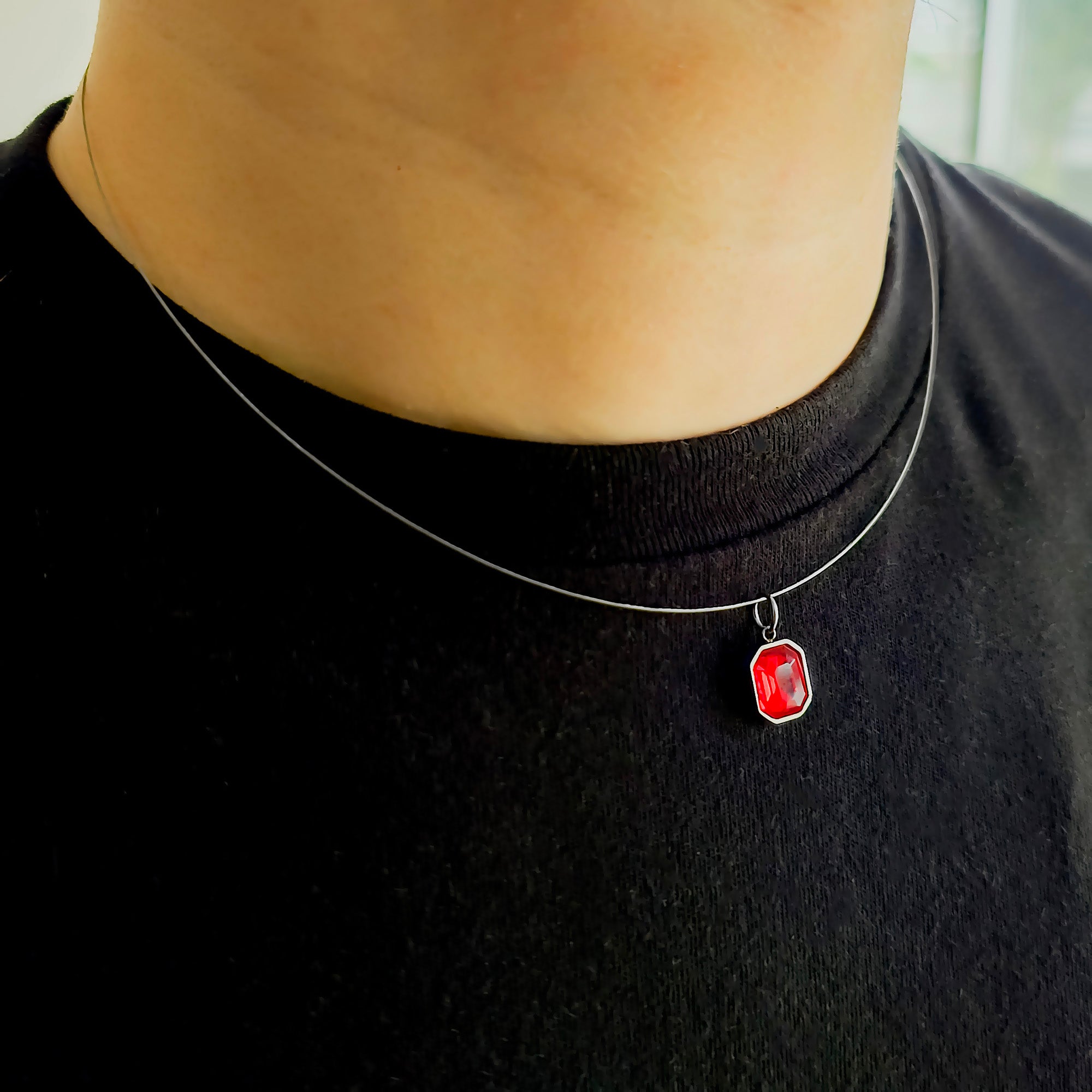 SQUARE STEEL RED CRYSTAL