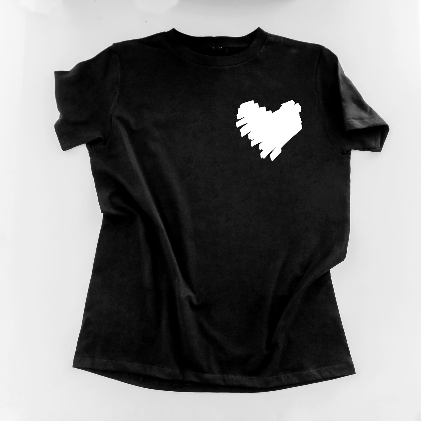 BRUSH WHITE LOVE TEE