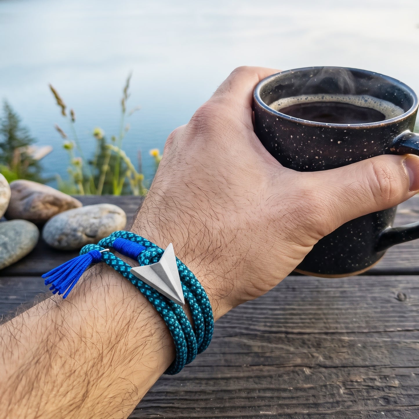 FLY PULSERA CORDON AZUL AVION DE CONCRETO