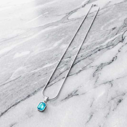 SQUARE STEEL BLUE CRYSTAL
