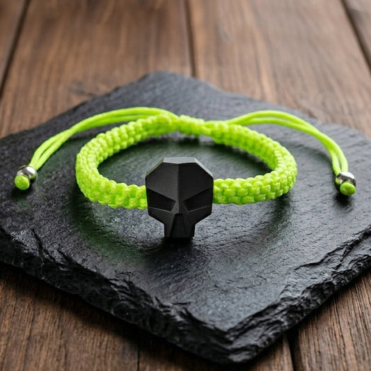 DARK SKULL. PULSERA CALAVERA NEGRA CORDON TRENZADO NEON