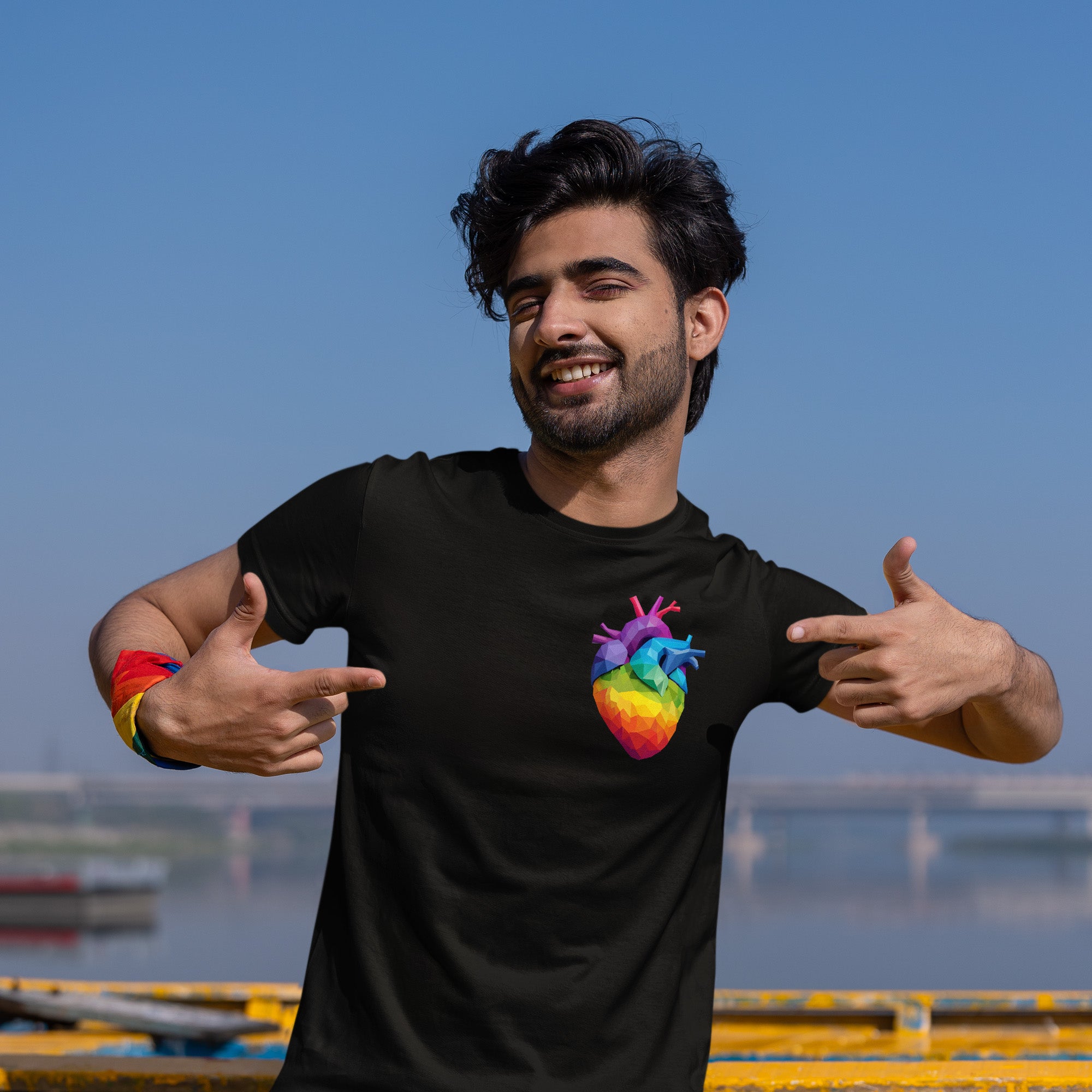 HAPPY HEART GRADIENT BLACK