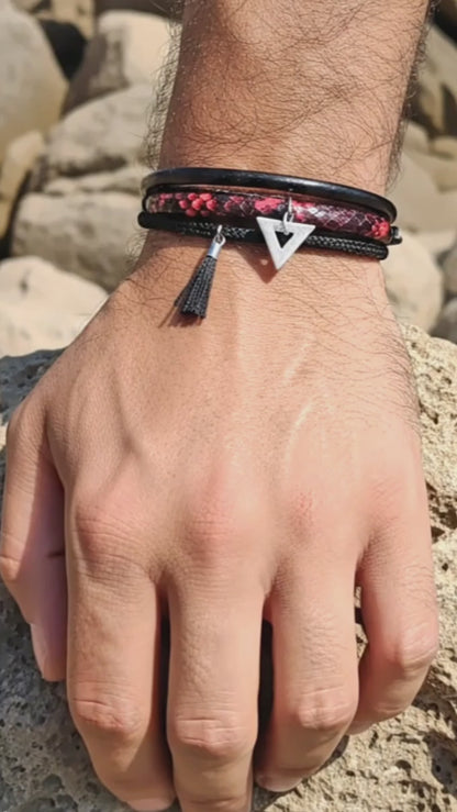 MIX RED SNAKE TRIANGLE
