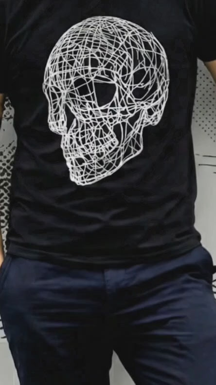 SKULL GRID BLACK TEE