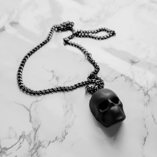 POLISHED DARK SKULL